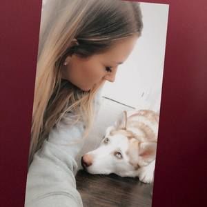 Meet your Posher, Stephanie